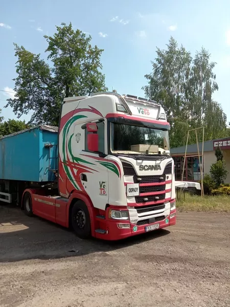 ciezarowka-scania-2024-10